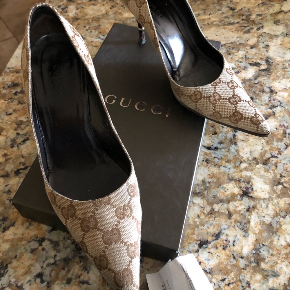 Gucci heels size 6.5